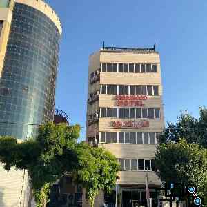 هتل سه ستاره زنده رود اصفهان